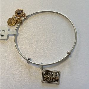 ⚙️ALEX AND ANI CLASS OF ‘19⚙️